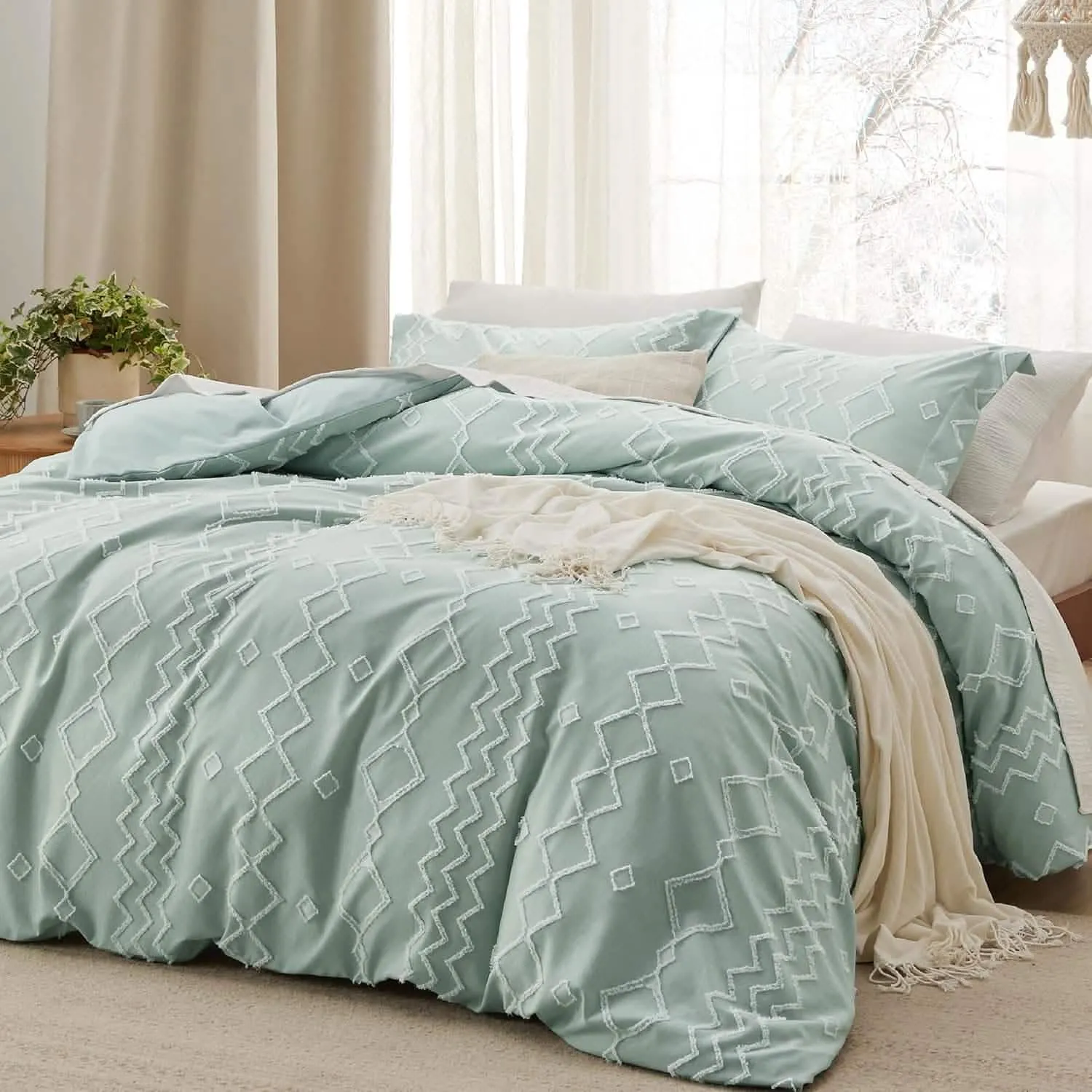 Clipped Jacquard Duvet Cover Set