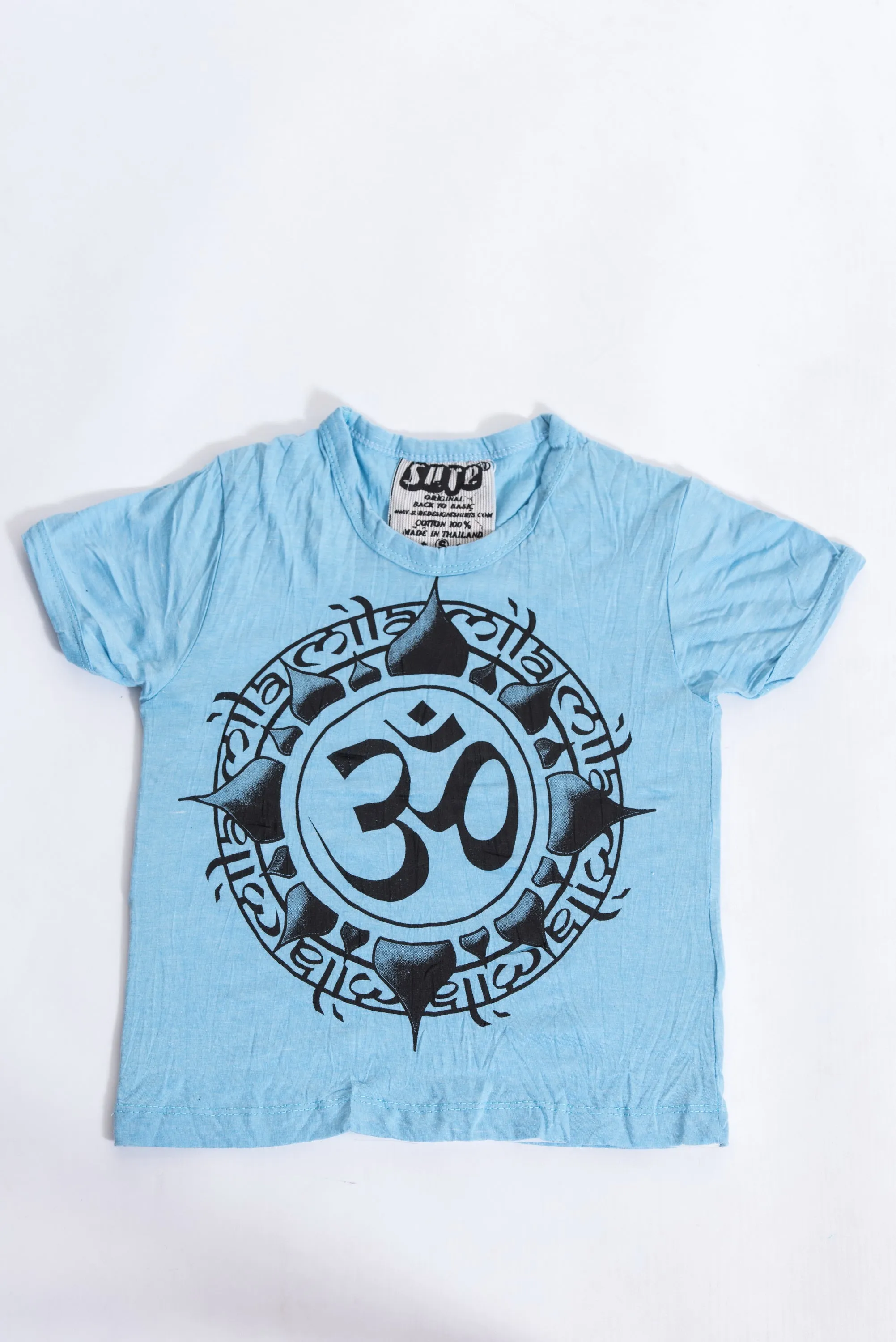 Kids Infinitee Om T-Shirt in Light Blue