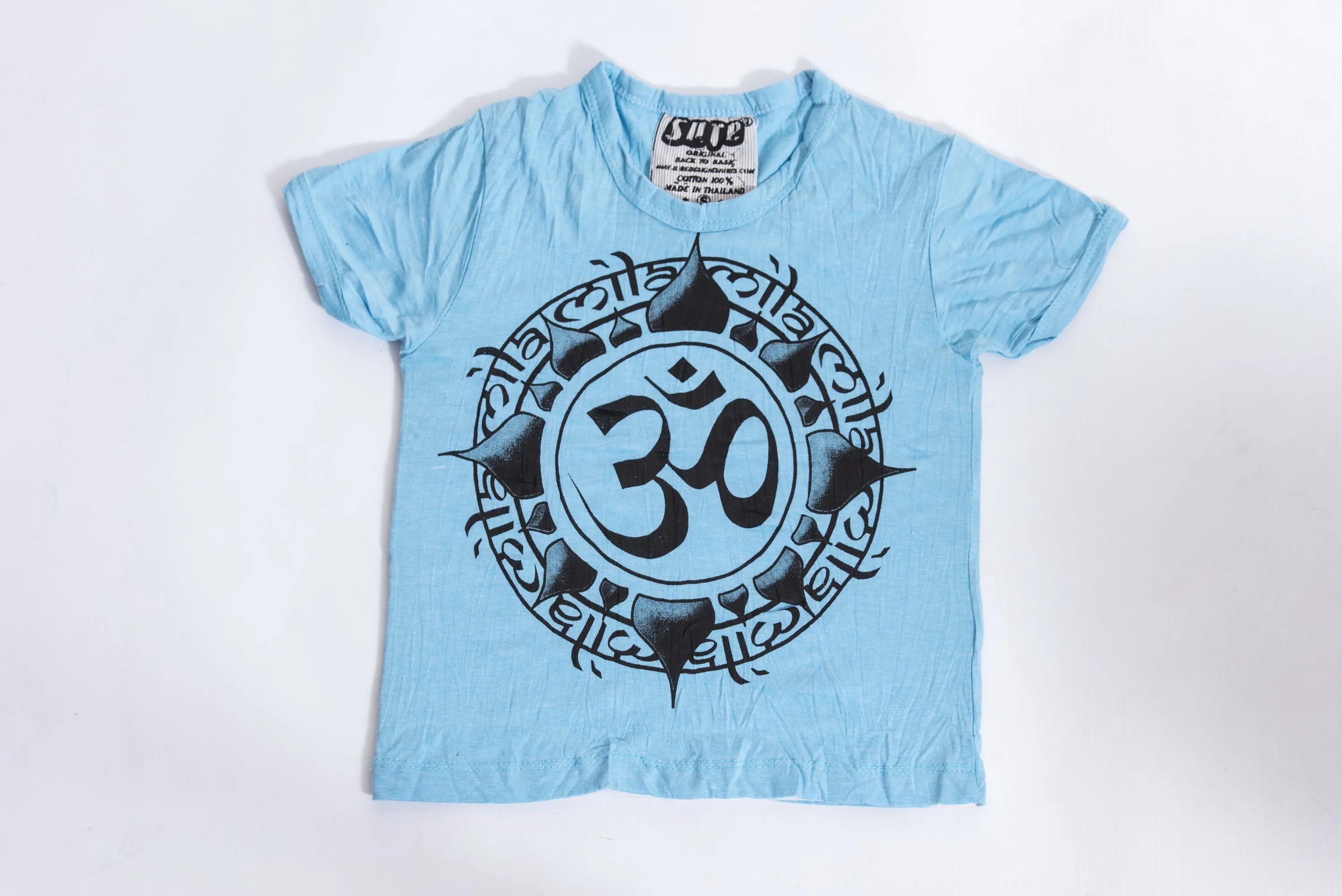 Kids Infinitee Om T-Shirt in Light Blue