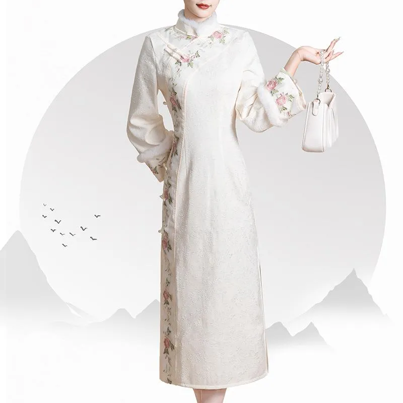 New Chinese Style Thickened Winter Cheongsam