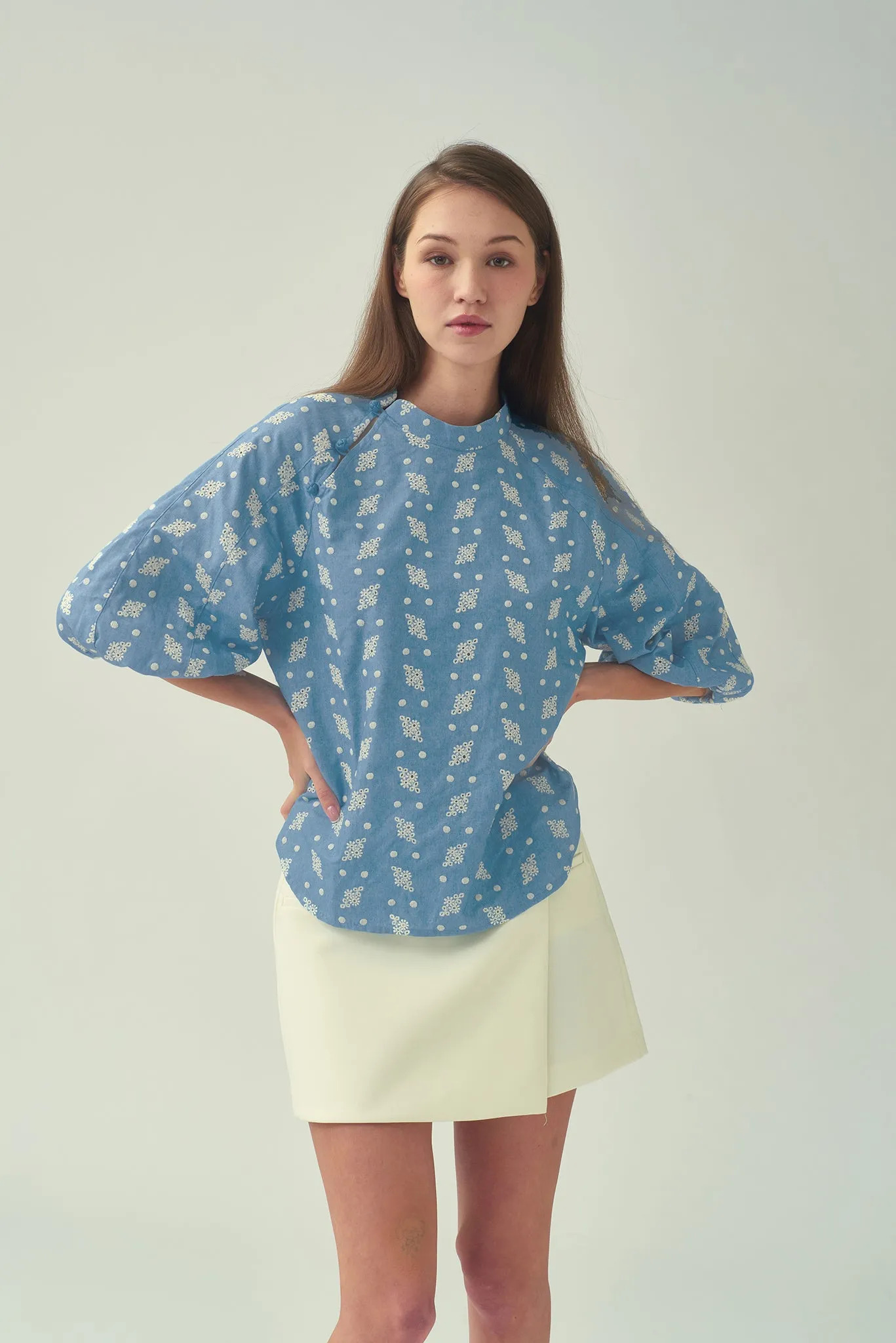 NOVELLA Balloon Sleeve Top (Blue)