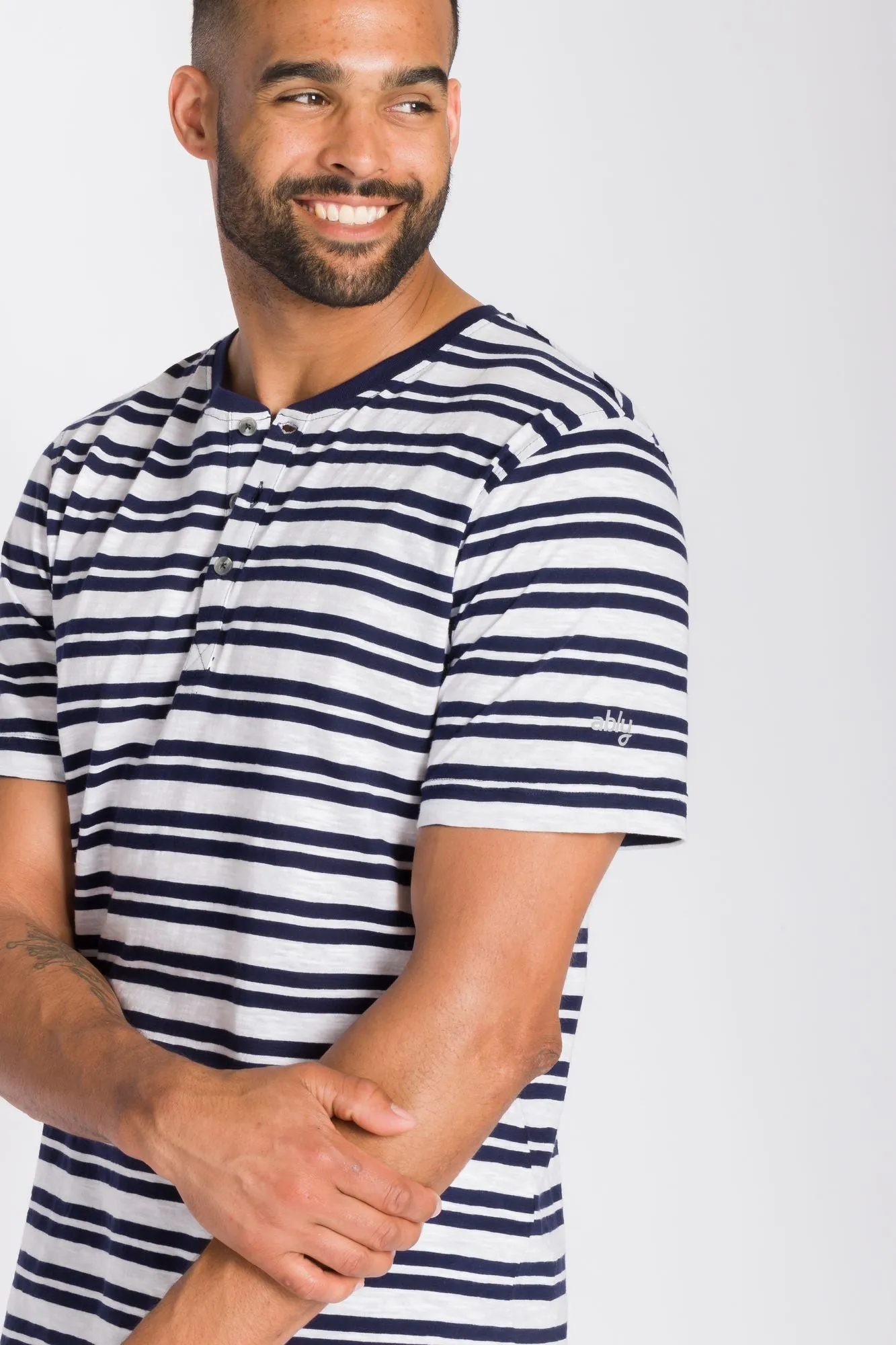 Wayfarer | Men's Short Sleeve Slub Knit Henley