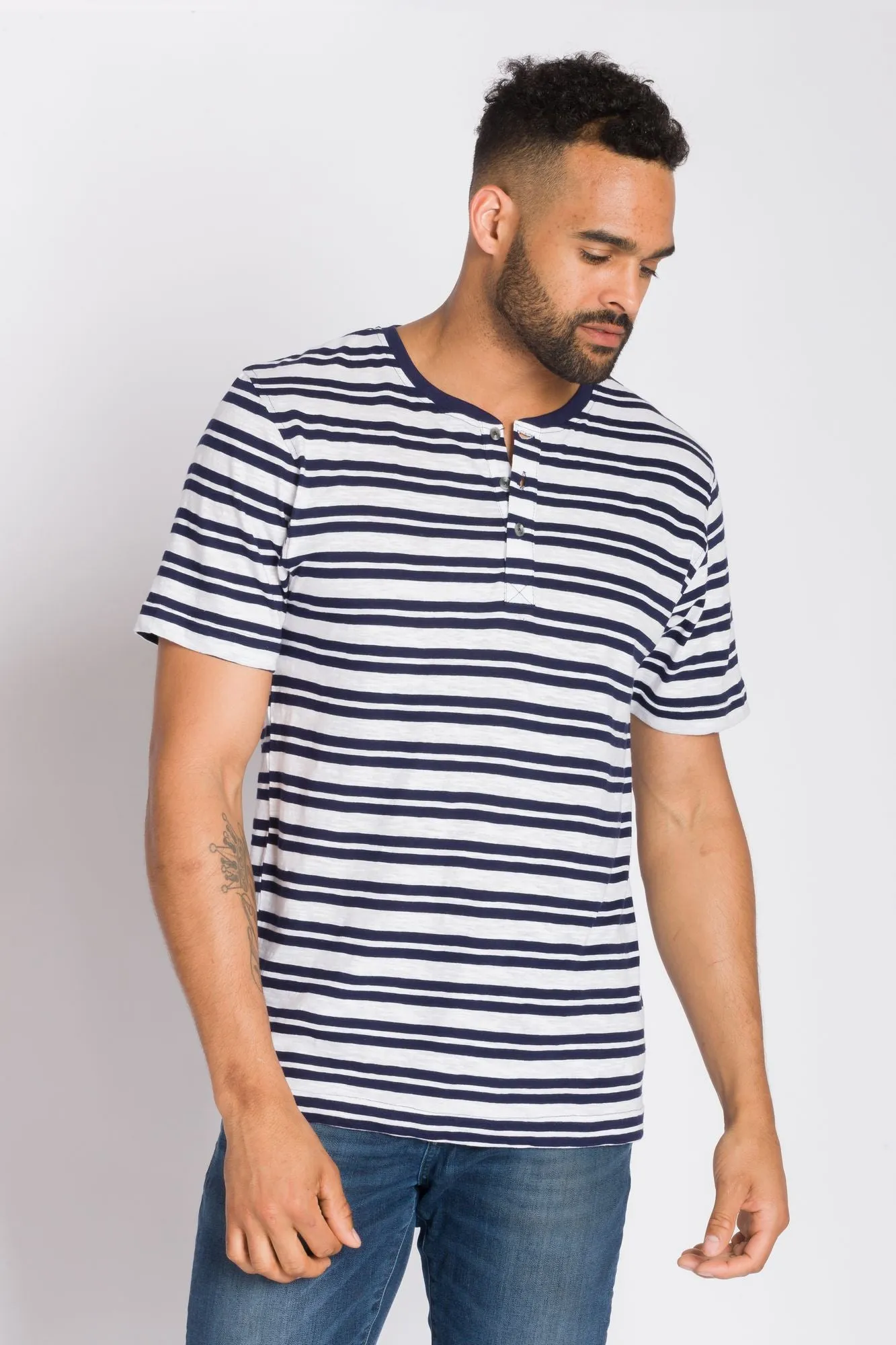 Wayfarer | Men's Short Sleeve Slub Knit Henley